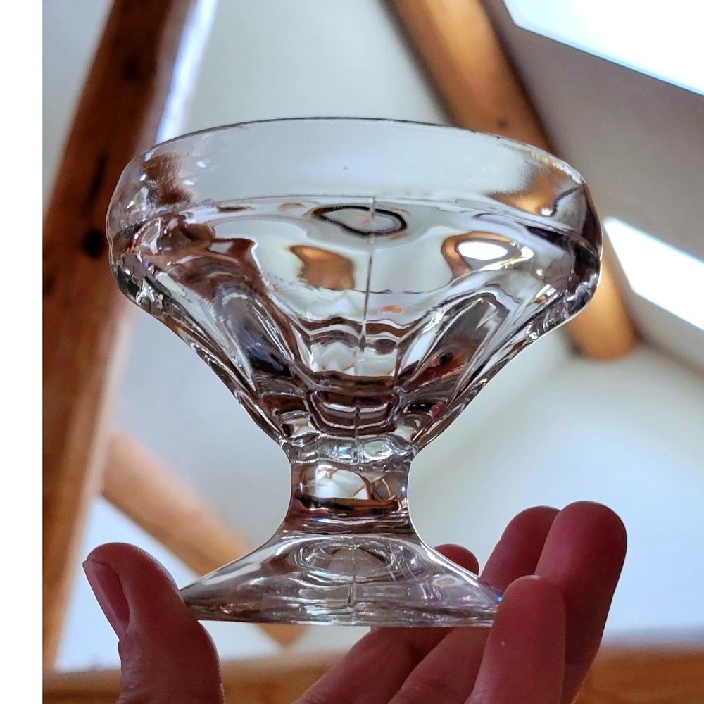 Vintage Style Clear Glass Footed Dessert Bowls Set of 9 Ice Cream Sundae Cups - Picture 15 of 16